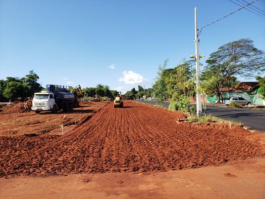 Infraestrutura inicia obra na Avenida Carlos Gomes, em Paranavaí