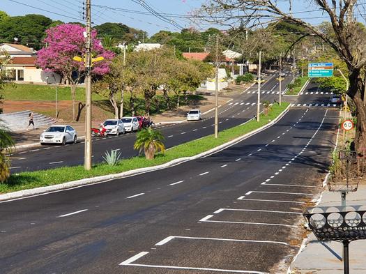 Ditran executou melhorias em diversas ruas de Paranavaí - Avenida Tancredo Neves
