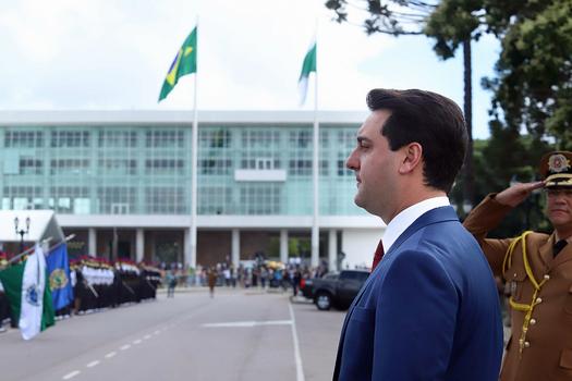 Governador Carlos Massa Ratinho Júnior toma posse na Assembleia