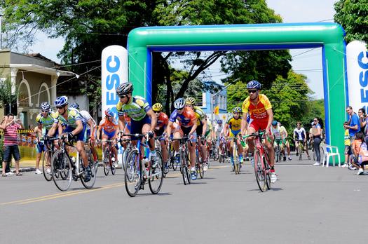 Na contagem final dos pontos, Maringá ficou com o 1º lugar, Paranavaí com o 2º e Arapongas com a 3ª posição.