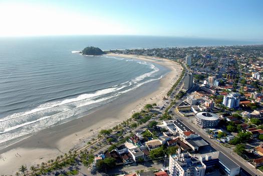 Verão começa com praias próprias para banho no Paraná - foto: Guaratuba