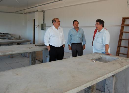 Prefeito e Ministro Paulo Bernardo visitam IFE , em Paranavaí