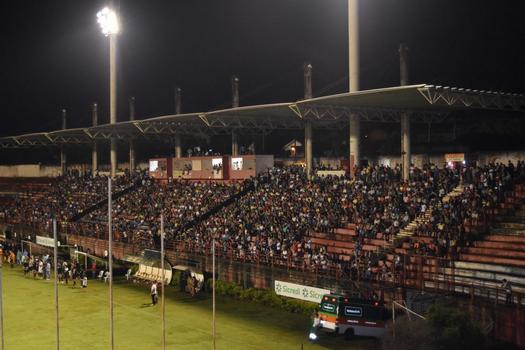 Jogo beneficente vai reunir estrelas do futebol em Paranavaí