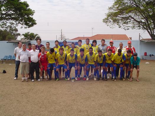 O time de futebol que representará Paranavaí na fase final dos Jogos foi campeão invicto da fase regional em Santa Fé/Lobato