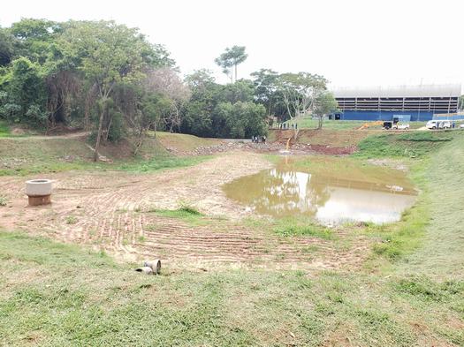 Município finaliza infraestrutura do lago do Parque Ouro Branco, em Paranavaí