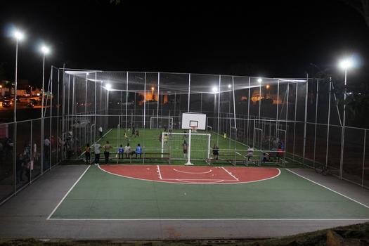Mini Arena Sintética no anexo do Estádio Waldemiro Wagner, em Paranavaí