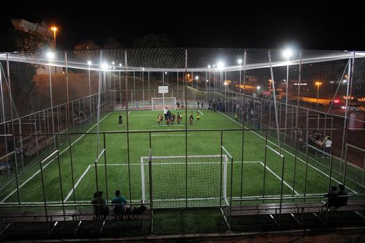 Mini Arena Sintética no anexo do Estádio Waldemiro Wagner, em Paranavaí
