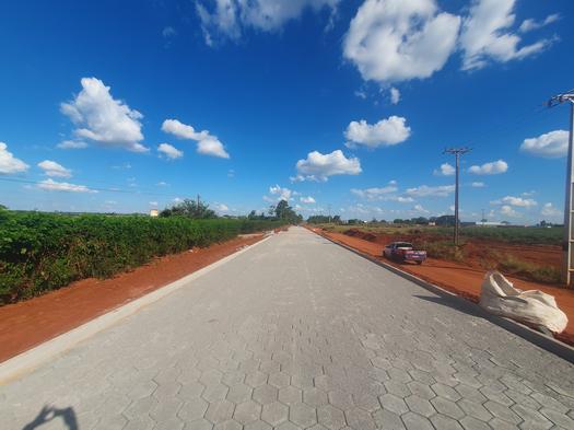 Pavimentação de novo trecho da Estrada Cristo Rei tem 12,8% obra executada, em Paranavaí