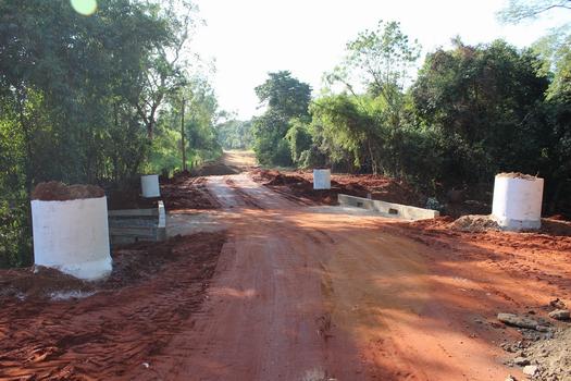 Prefeitura finaliza recuperação da Estrada do Macuco, em Paranavaí