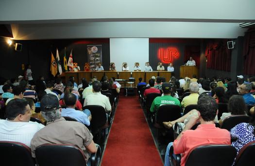 Seminário orientou sobre compra de gêneros da agricultura familiar para alimentação escolar, em Paranavaí